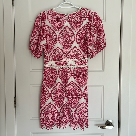 PINK AND WHITE MINI DRESS XS ADELYN RAE ROSEMARY EYELET EMBROIDED - Picture 4 of 5
